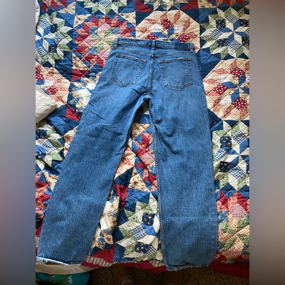 OG ABERCROMBIE AND FITCH “THE DAD HIGH RISE JEAN” - Picture 4 of 5